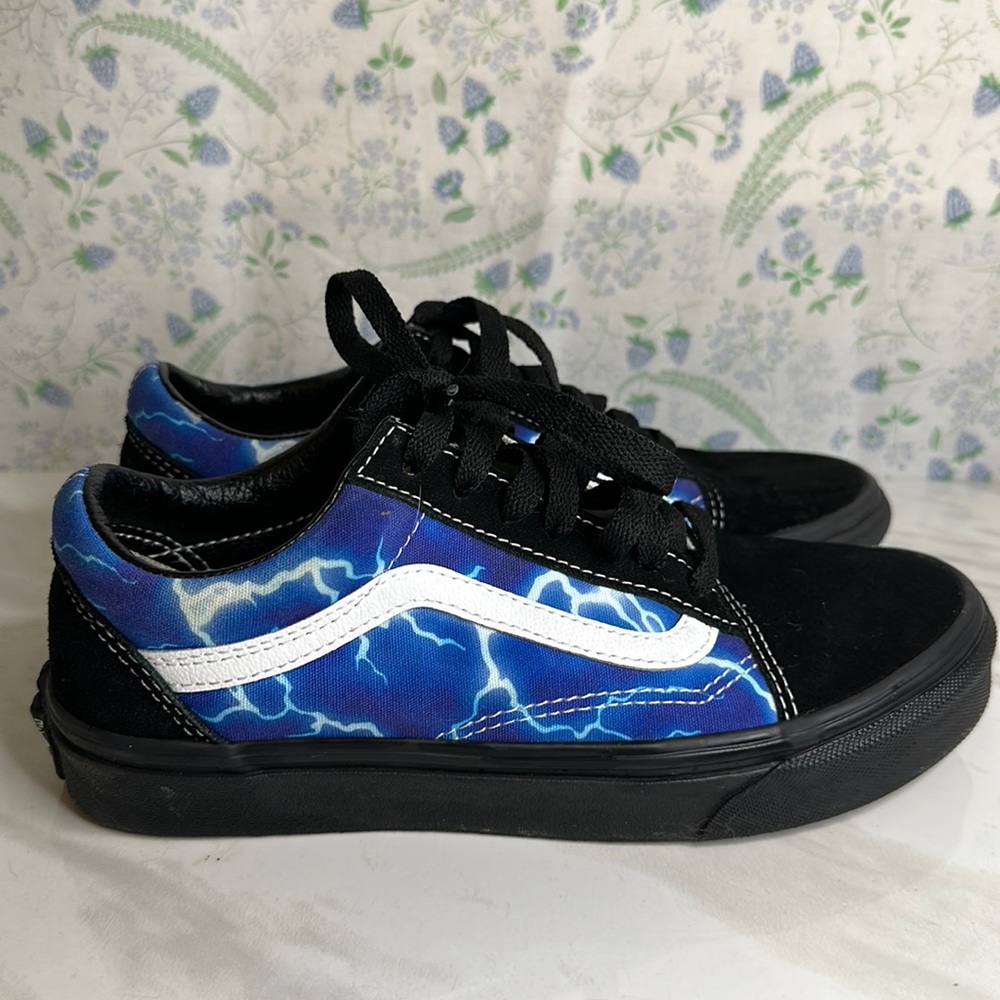 Vans Blue lighting old school shoes US Men 5.5 Women’s 7 ⚡️